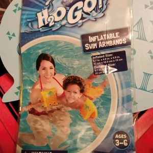 🌻5/$10  Inflatable a bands